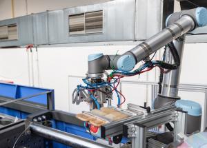 顯揚(yáng)科技亮相央視直播間