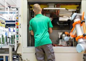 顯揚(yáng)科技亮相央視直播間