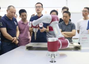 顯揚科技亮相央視直播間