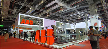 央視采訪 顯揚(yáng)科技亮相央視直播間