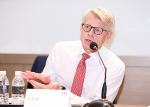 顯揚(yáng)科技亮相央視直播間