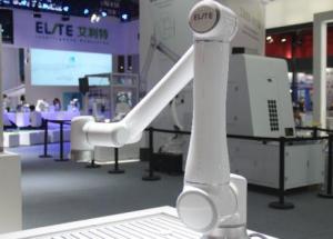 顯揚(yáng)科技亮相央視直播間